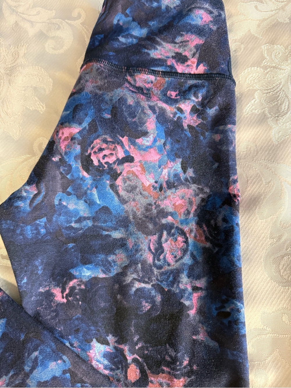 Lululemon Wonder Under High-Rise Floral Leggings Size 4 Full Length 27.5” Inseam - Picture 12 of 12